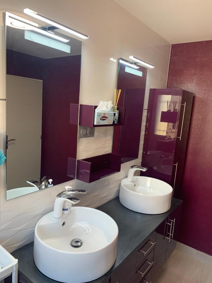 Chambre Privee/Climatisee+Tv /Petit Dejeuner Inclu/Tout Confort Nevers Dış mekan fotoğraf