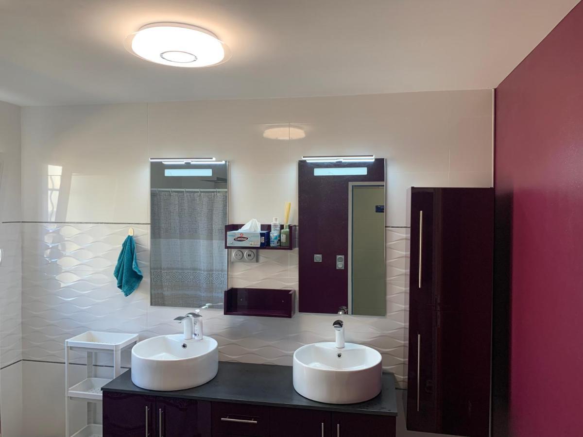Chambre Privee/Climatisee+Tv /Petit Dejeuner Inclu/Tout Confort Nevers Dış mekan fotoğraf