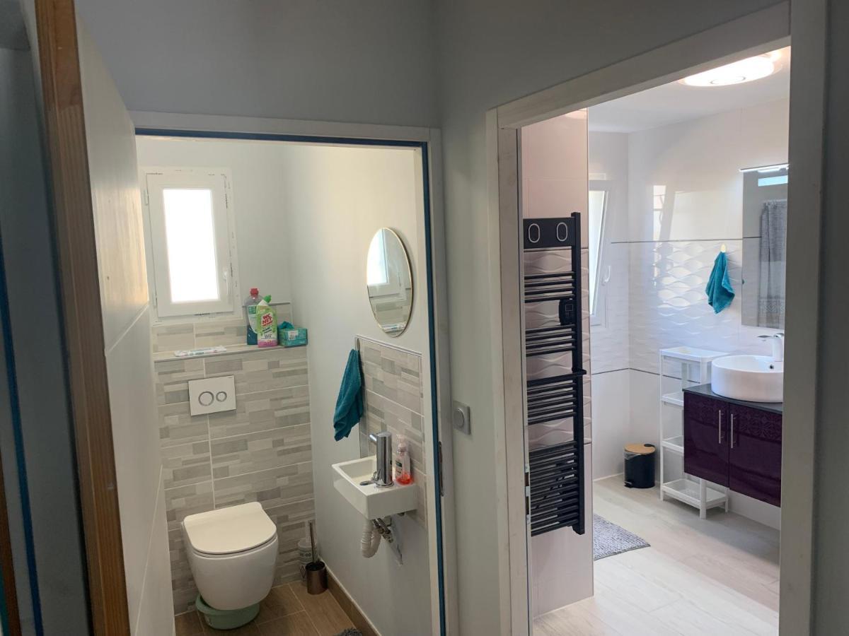Chambre Privee/Climatisee+Tv /Petit Dejeuner Inclu/Tout Confort Nevers Dış mekan fotoğraf