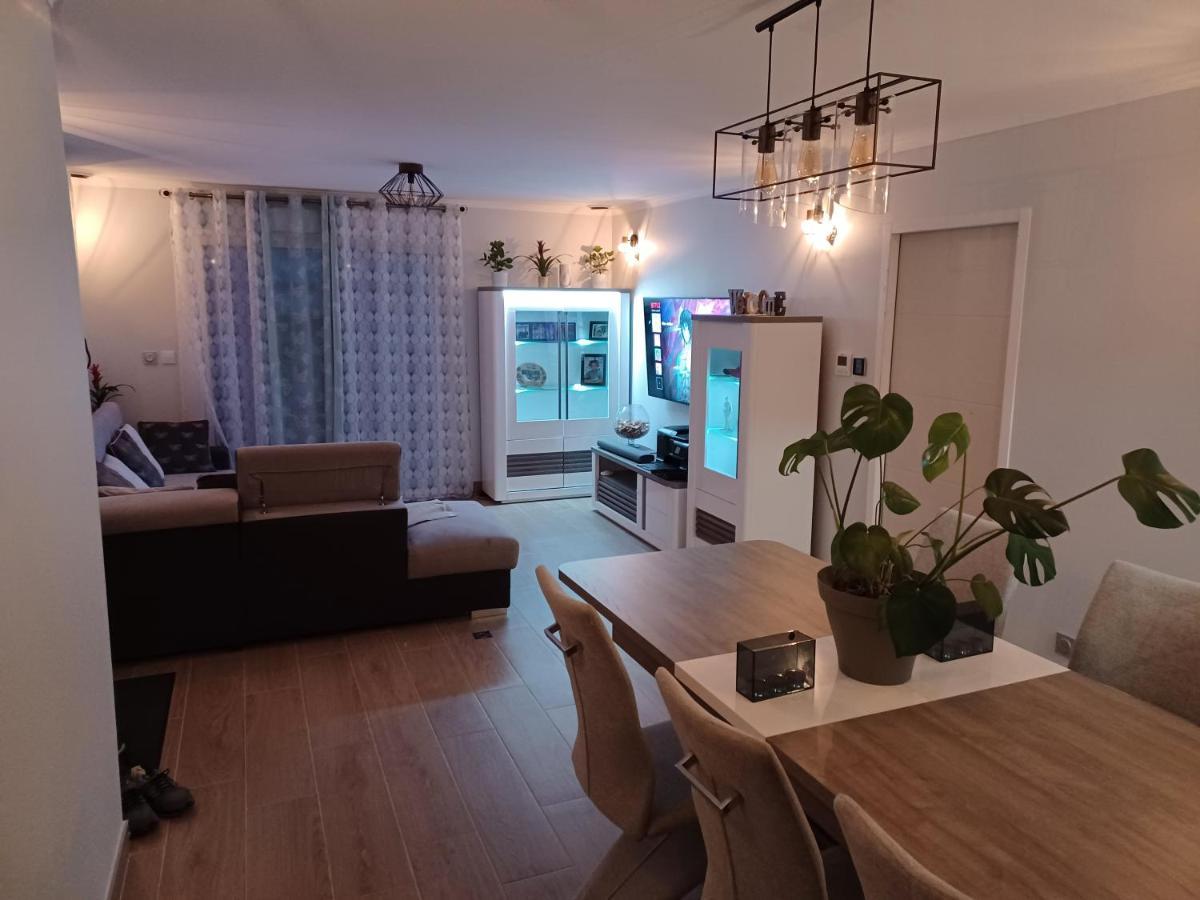 Chambre Privee/Climatisee+Tv /Petit Dejeuner Inclu/Tout Confort Nevers Dış mekan fotoğraf