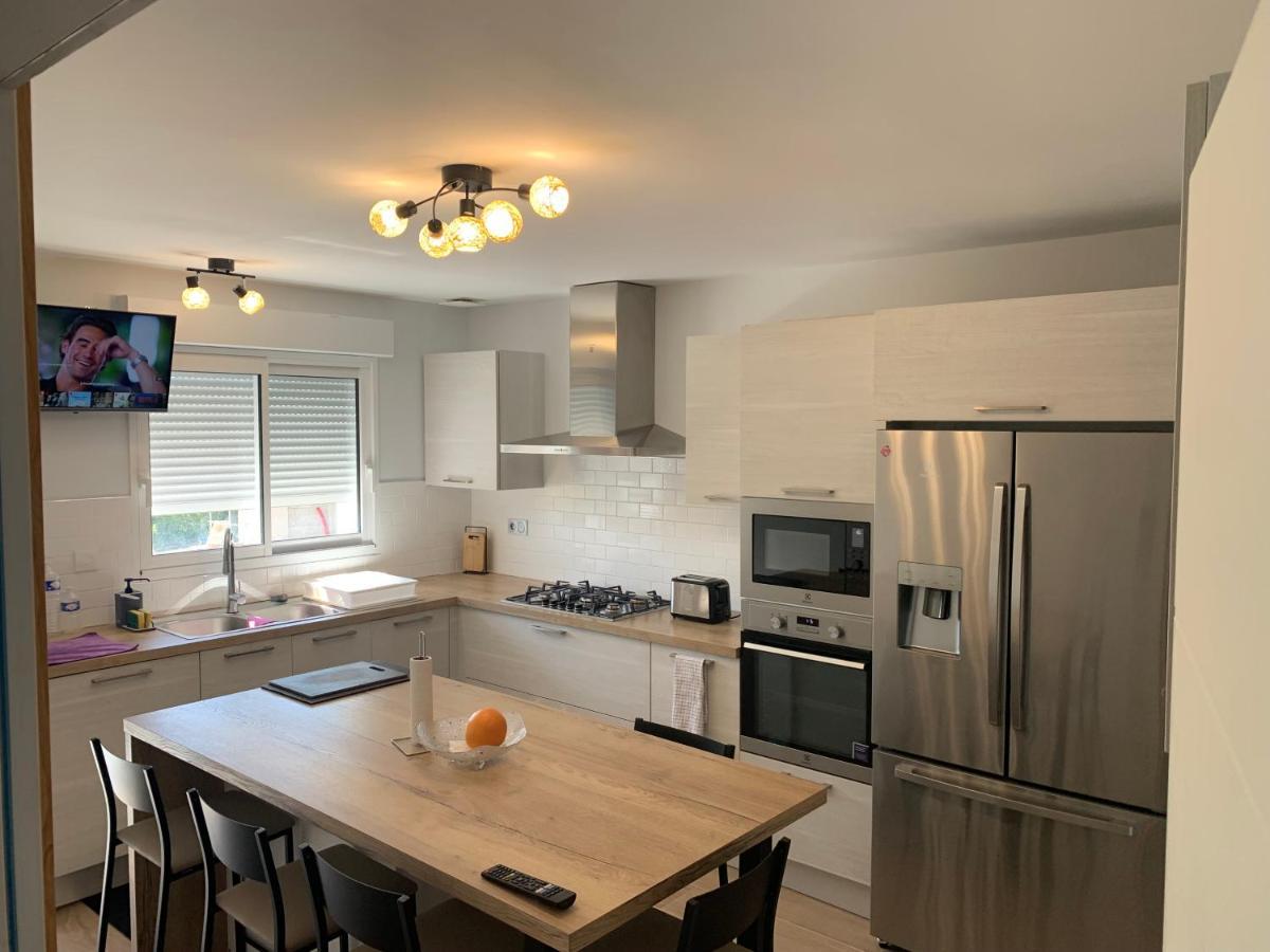 Chambre Privee/Climatisee+Tv /Petit Dejeuner Inclu/Tout Confort Nevers Dış mekan fotoğraf
