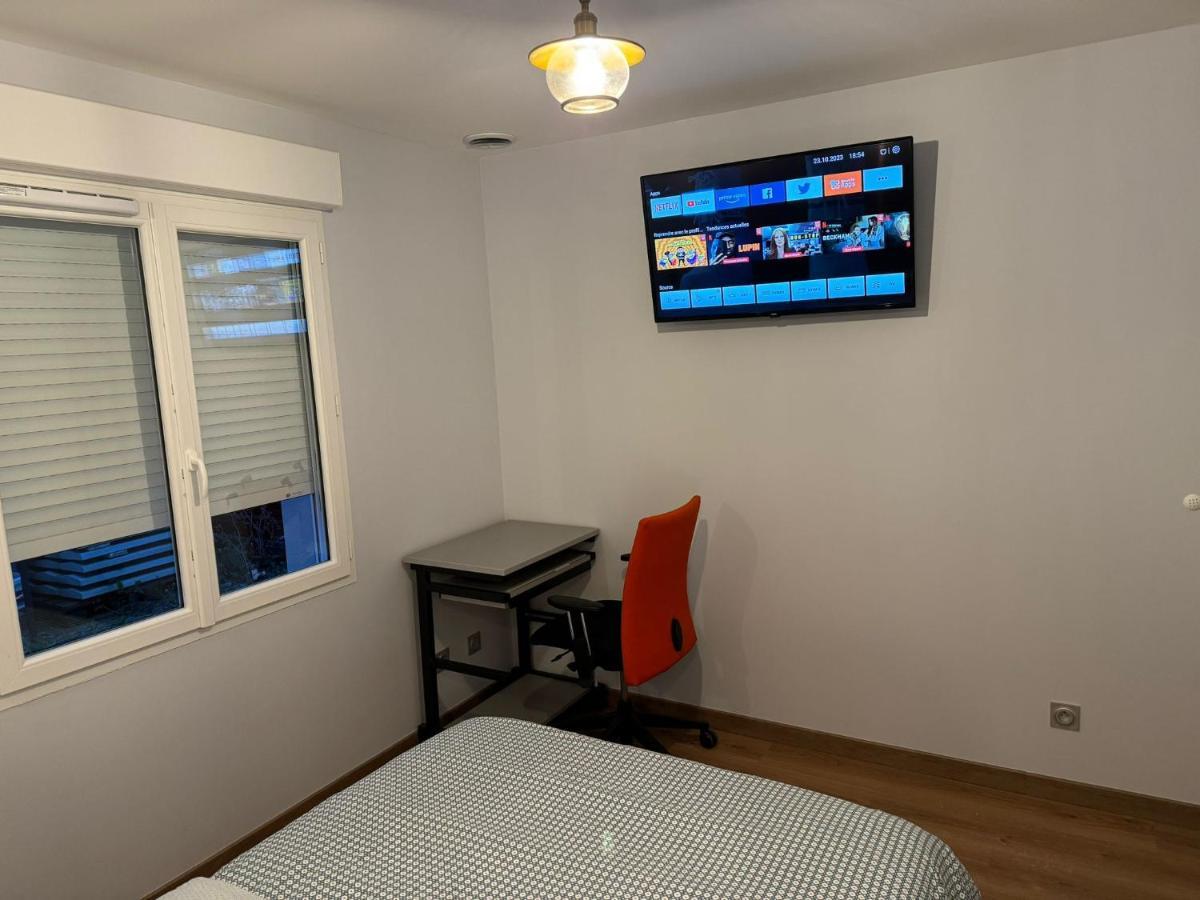 Chambre Privee/Climatisee+Tv /Petit Dejeuner Inclu/Tout Confort Nevers Dış mekan fotoğraf