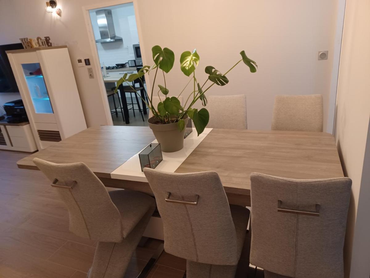Chambre Privee/Climatisee+Tv /Petit Dejeuner Inclu/Tout Confort Nevers Dış mekan fotoğraf